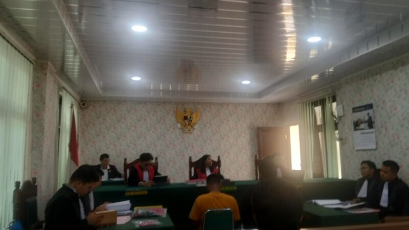 oplus_0