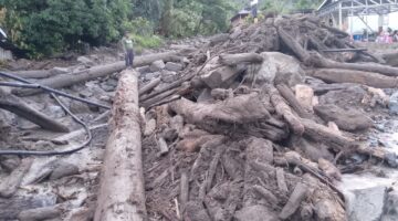 Banjir Bandang Melanda Desa Lawe Tua Kecamatan Lawe Sigalagala