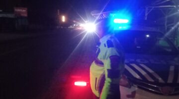 Satlantas Polres Batu Bara Lakukan Patroli Blue Light Malam Hari di Jalinsum Indrapura – Kegiatan Aman Lancar