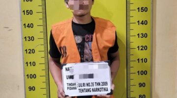 Kompak Berantas Narkoba, Warga Bersama Polisi Amankan Terduga BD Sabu di Tiga Juhar